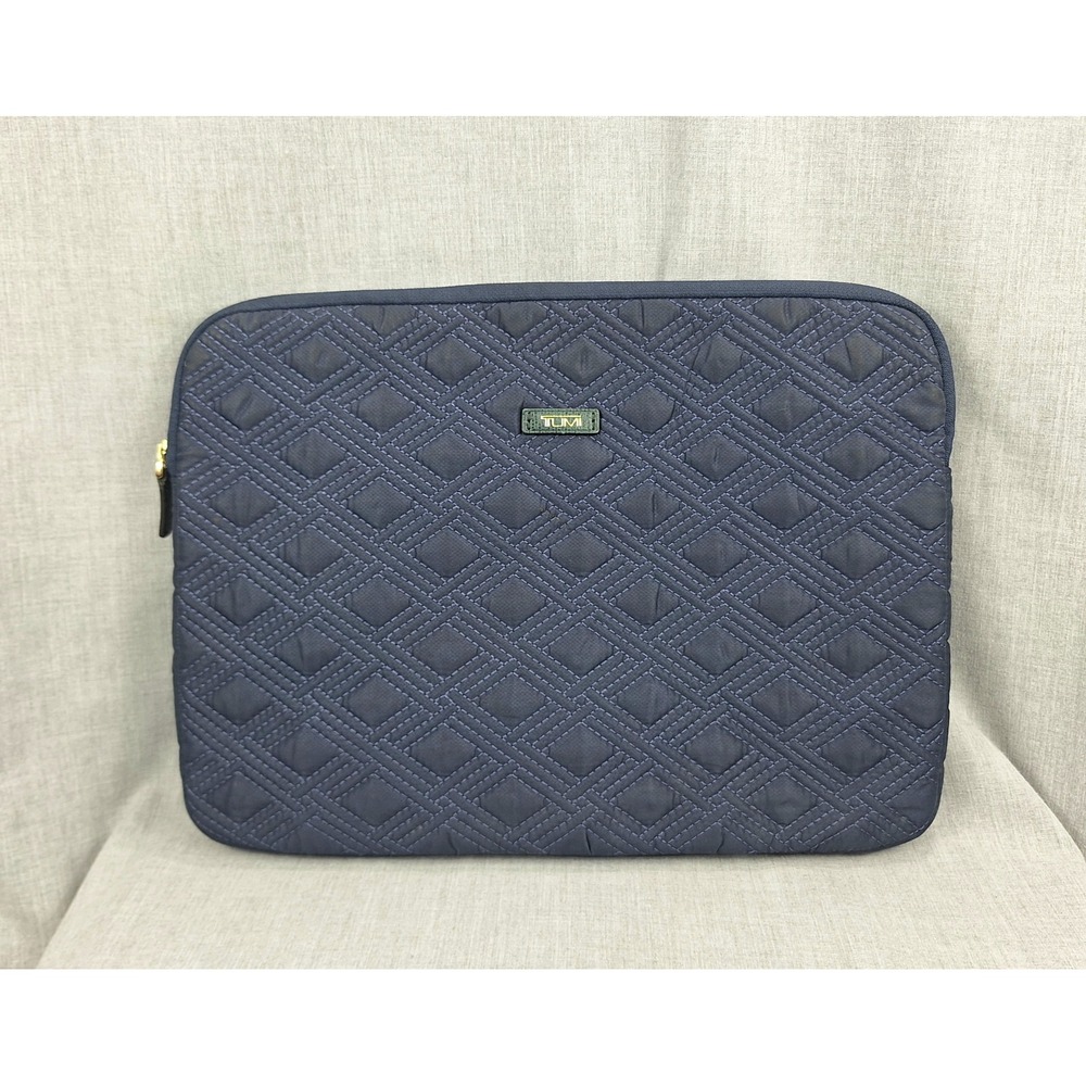 Tumi Navy Blue Quilted Nylon Laptop Sleeve Case 14 Inch Zippered Professional